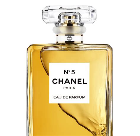 CHANEL N°5 Eau de Parfum Fragrance Collection .